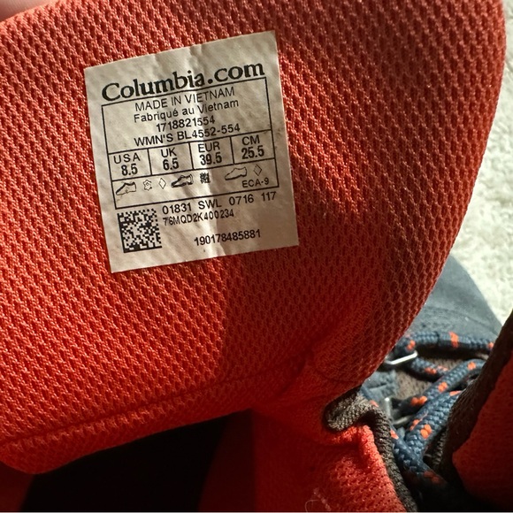 Columbia Red and Black Outdoor Shoes - Picture 3 of 6